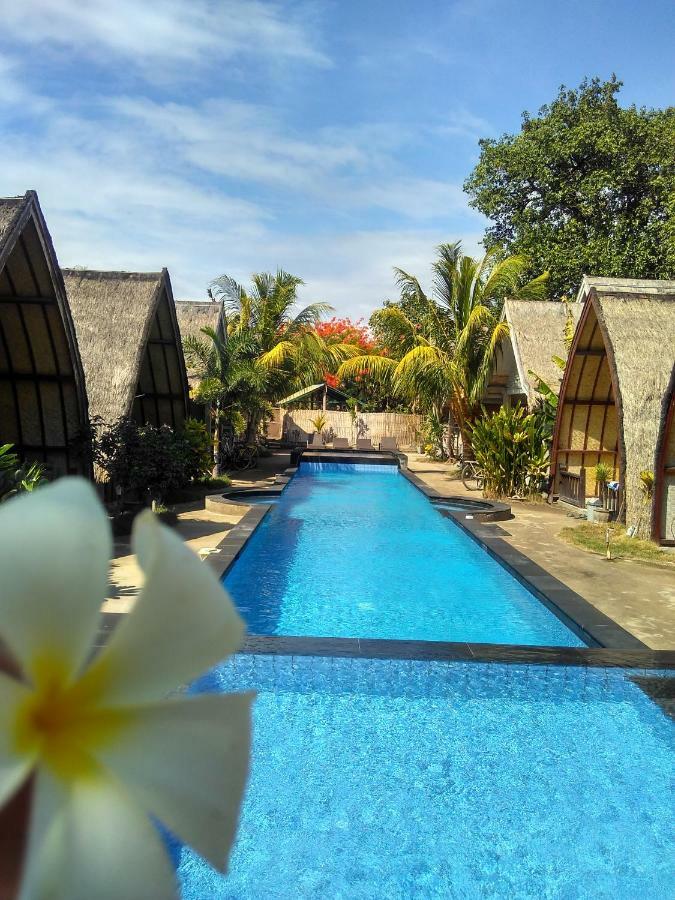 Youpy Bungalows Gili Air Extérieur photo