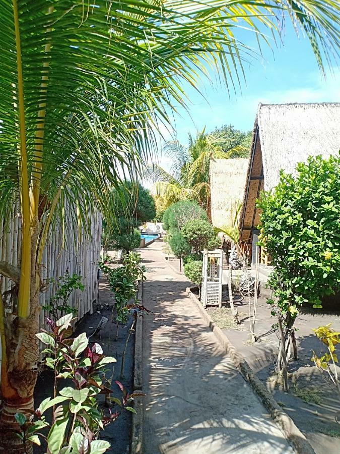 Youpy Bungalows Gili Air Extérieur photo