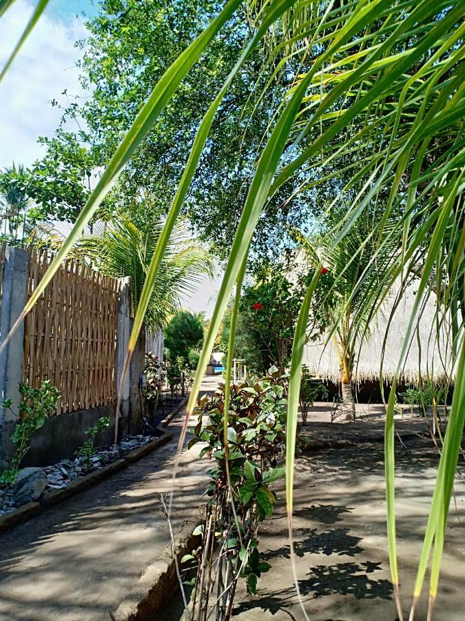 Youpy Bungalows Gili Air Extérieur photo